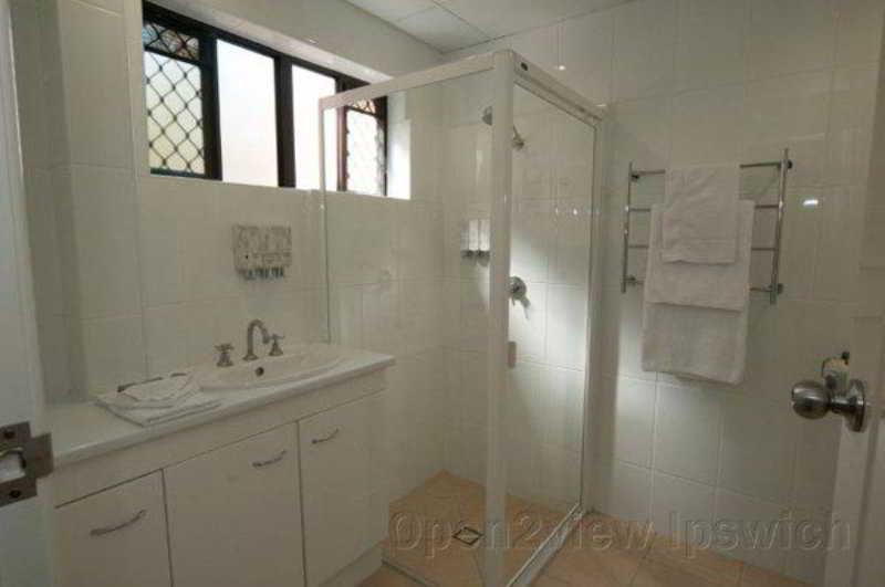 Quality Robertson Gardens Hotel
